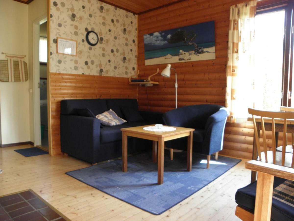 Soederoe Stugby Villa Finstrom Екстериор снимка