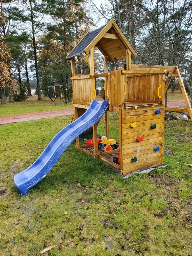 Soederoe Stugby Villa Finstrom Екстериор снимка